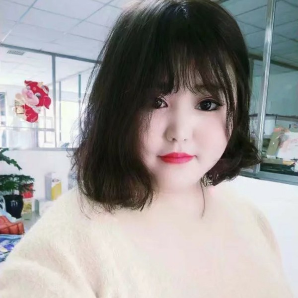 徐小兮的照片