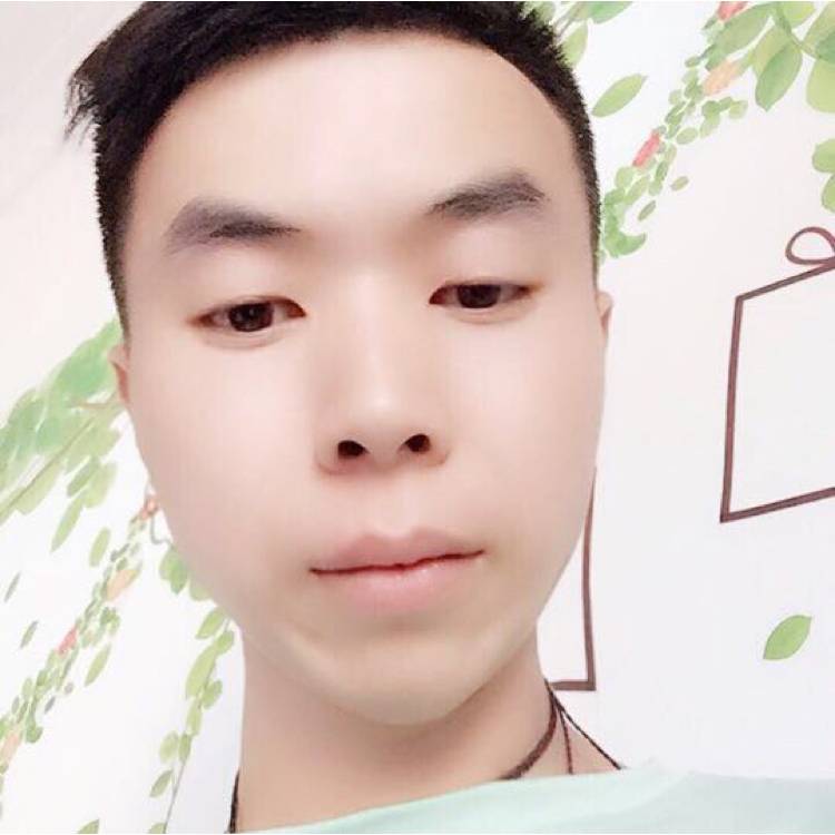 开心快乐的小林的照片