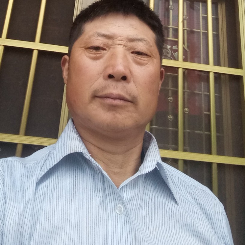 瘦瘦爱乌龟的照片