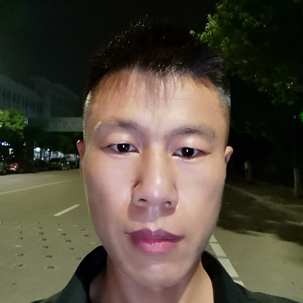 中心辛勤的照片