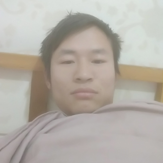 王夜的照片