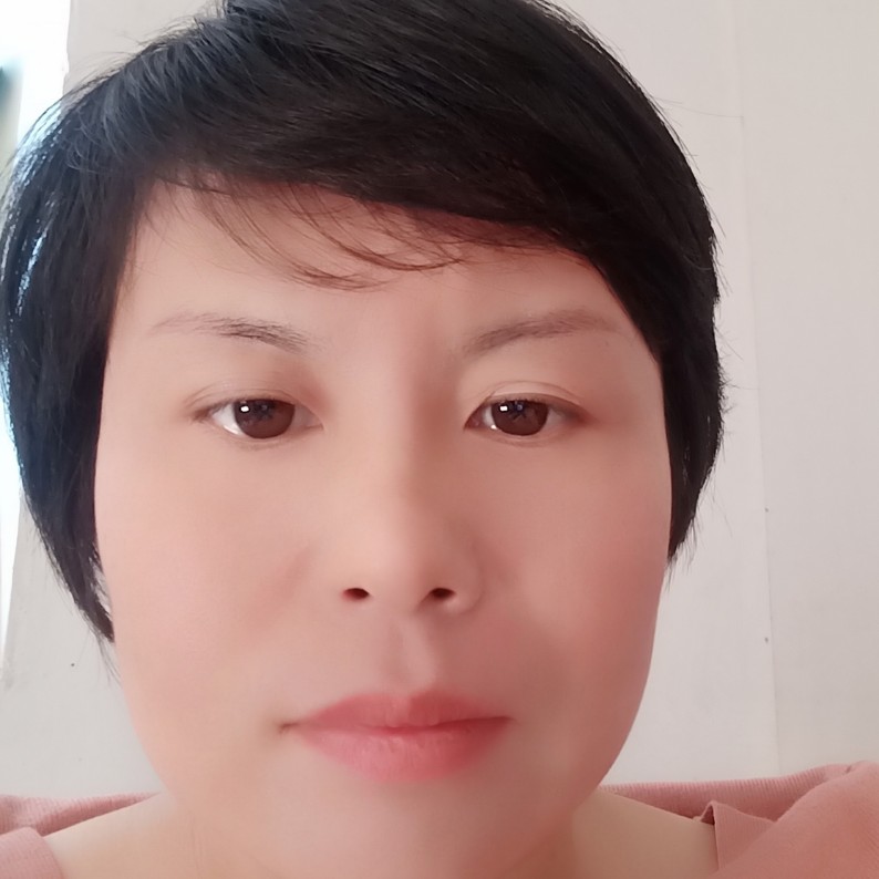 信封等于跳跃的照片