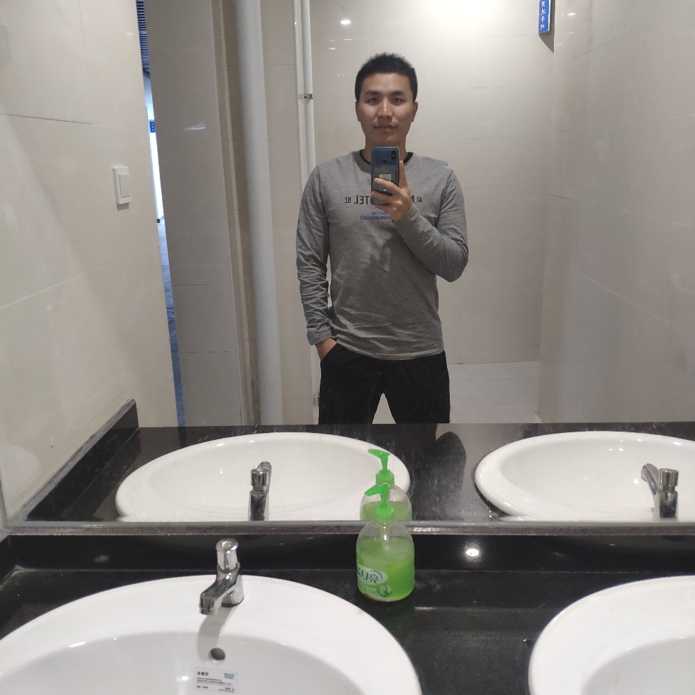 陈浒的照片