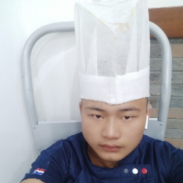 火锅厨师的照片