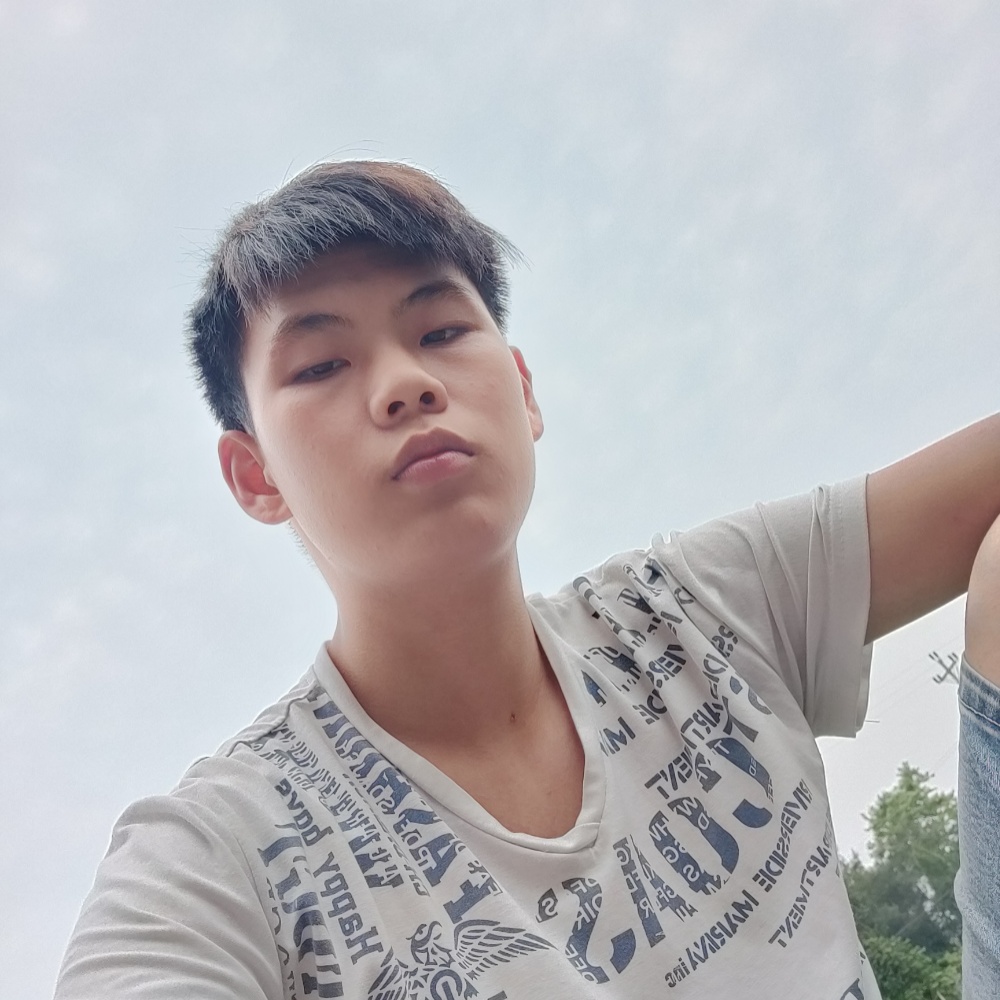 漠然迎红牛的照片