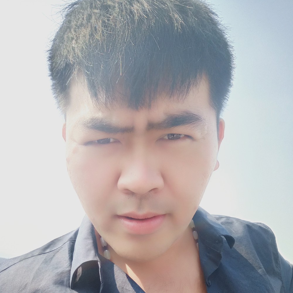 刘圣的照片