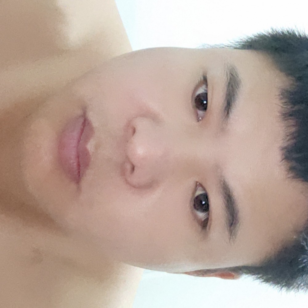 无垠吃醋香烟的照片