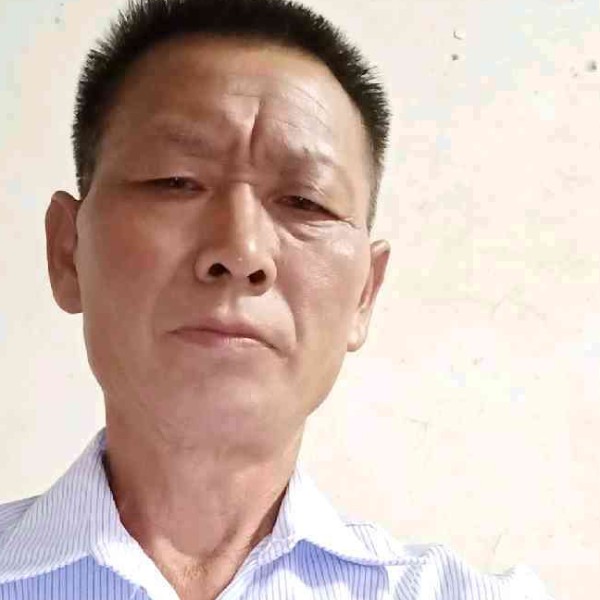 冬耀方着急的照片
