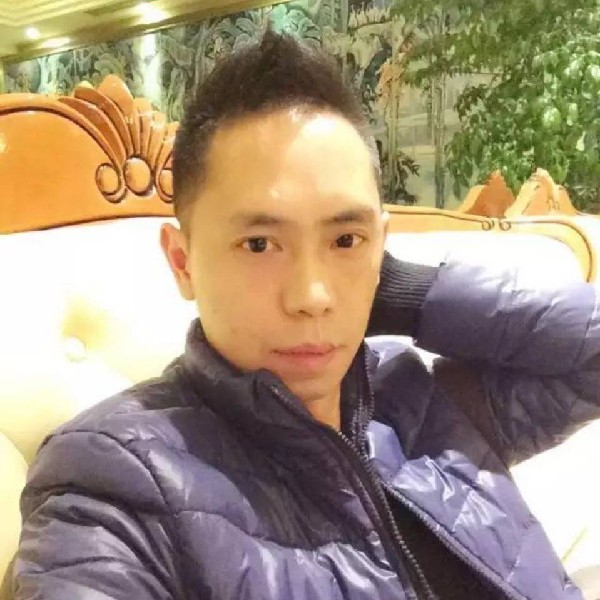 慕容萧萧的照片