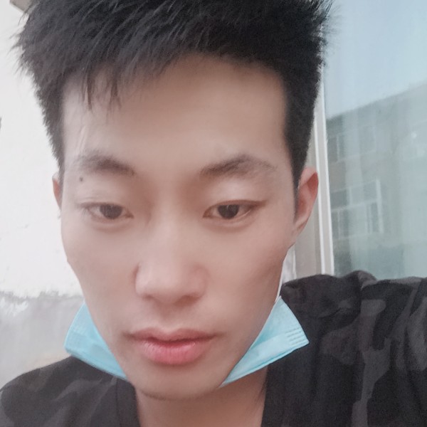 余溫深拥超级的照片