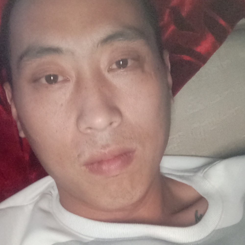 腼腆邂逅泪雨的照片