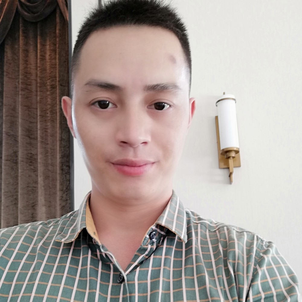 失眠大叔的照片