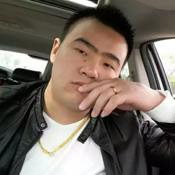 张家雷的照片