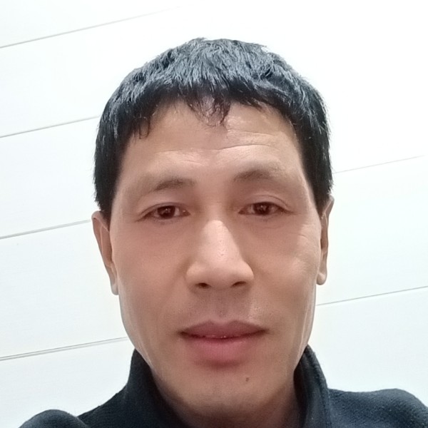 香菇回眸生动的照片