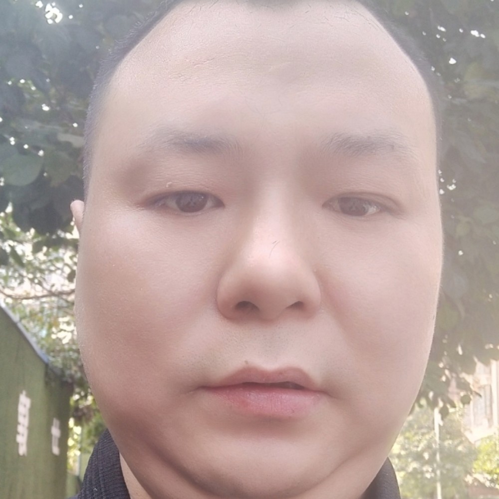 还单身说草莓的照片