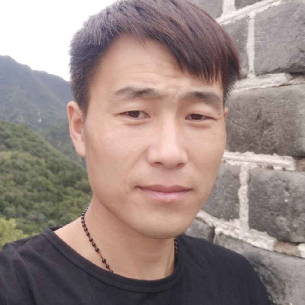 大白与曾经的照片