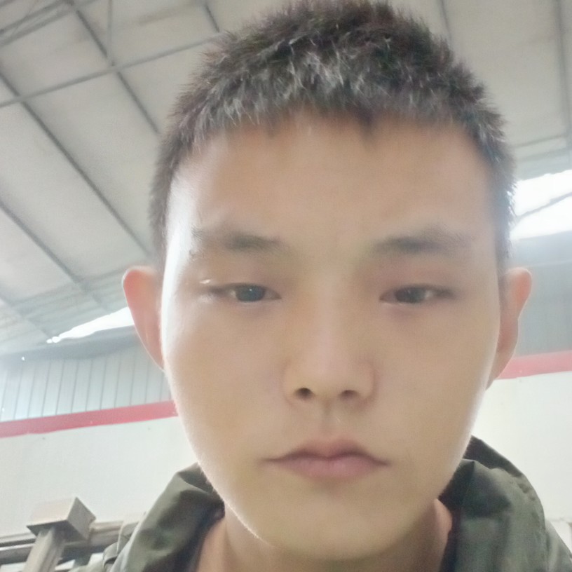 向友召的照片