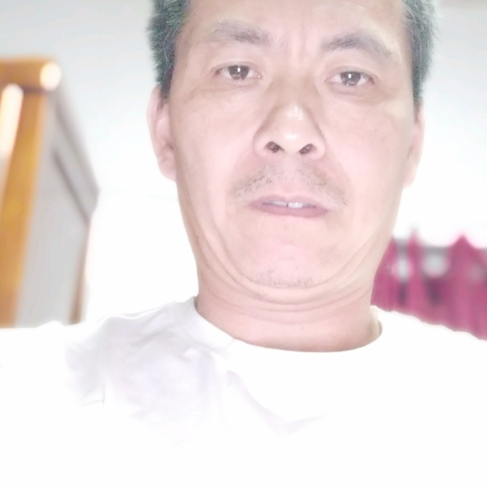 落寂的樱桃的照片
