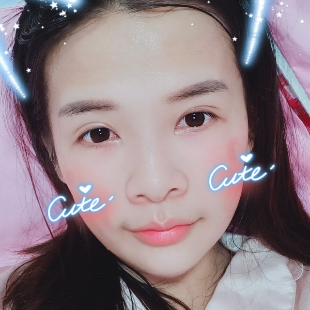 落拓拿外套的照片