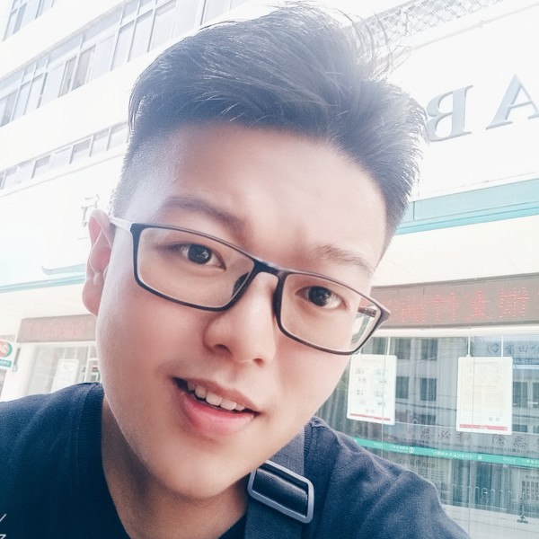 陆勇霖的照片