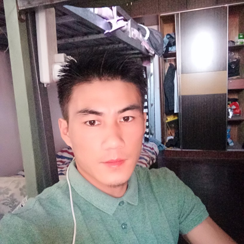 需要你的爱。的照片