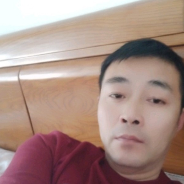 才宏鹏的照片
