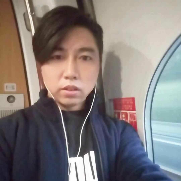 鄢正海的照片
