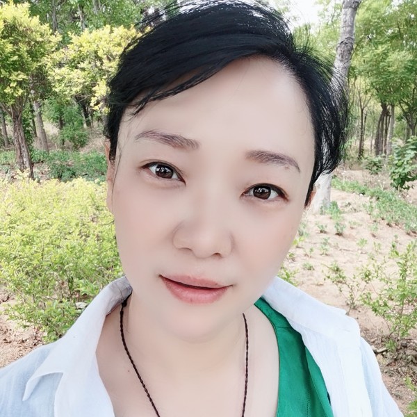 齐宝斋的照片