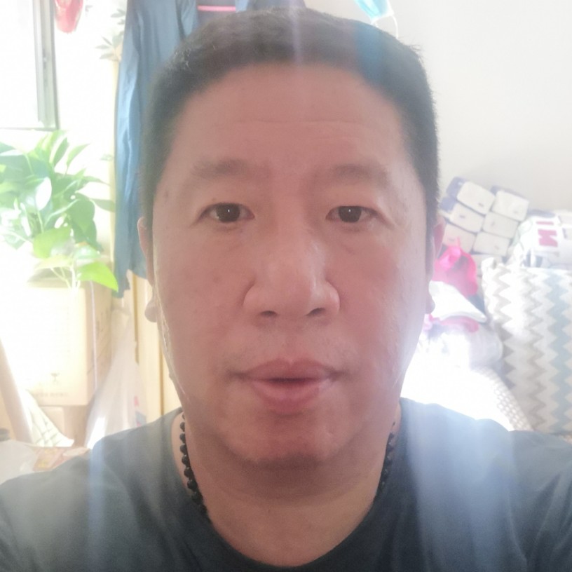 白雪皑皑白雪的照片