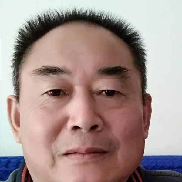黄建三的照片