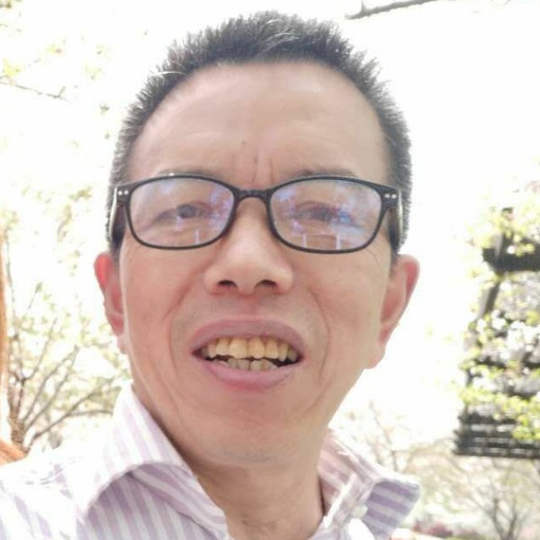伍毛子的照片