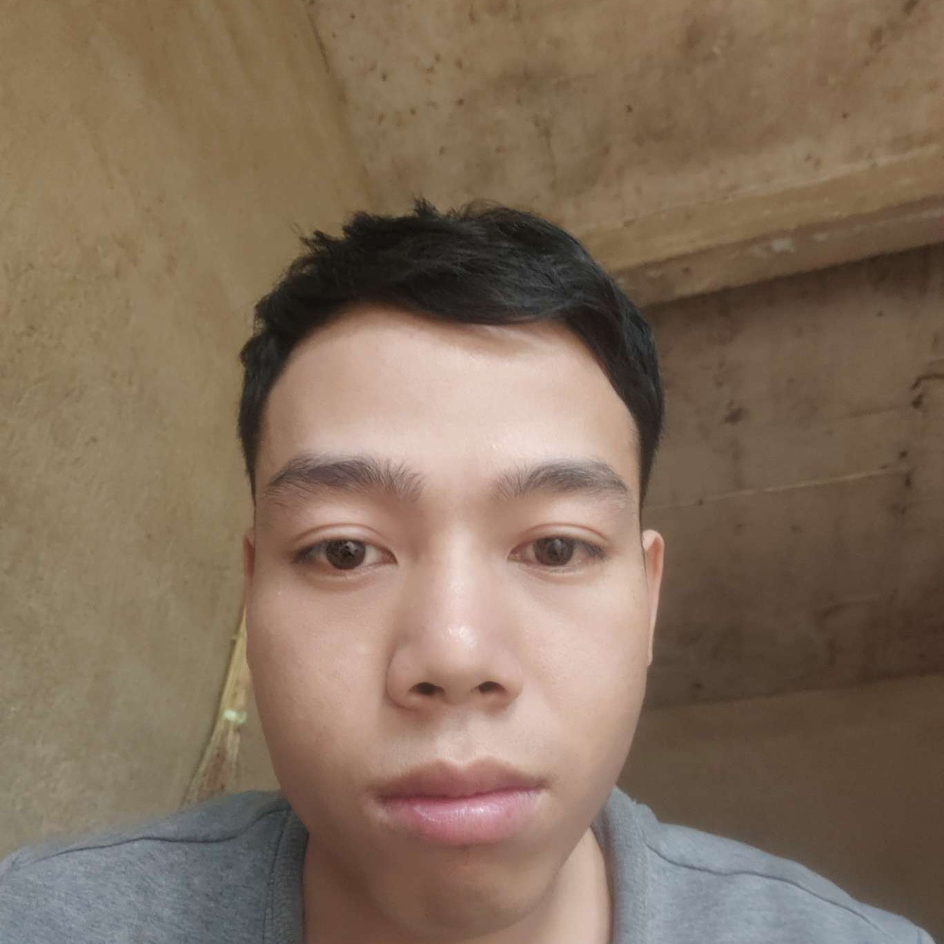 王铭筠的照片