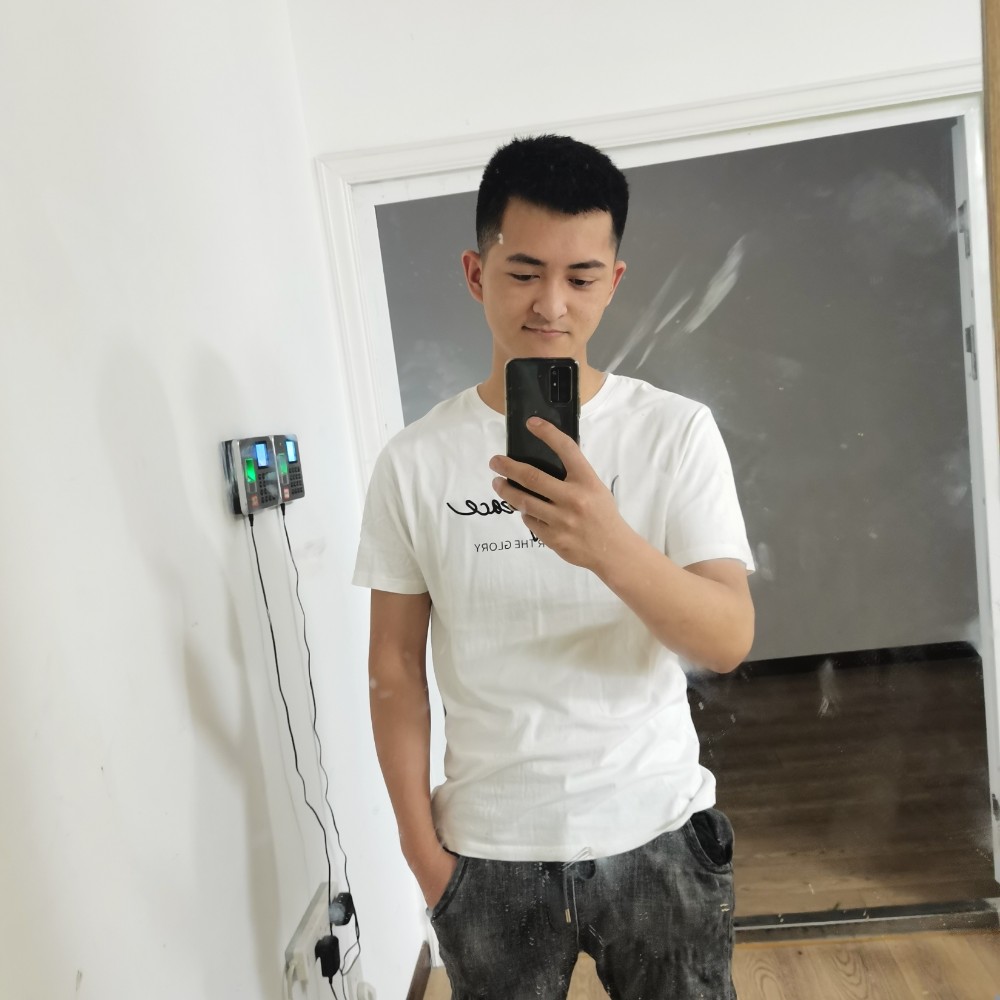 美丽闻小蘑菇的照片
