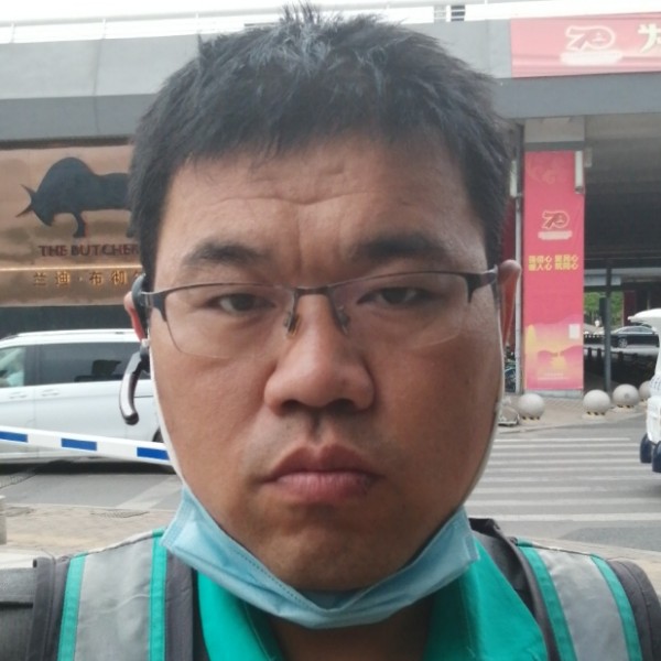 菏泽代驾司机的照片