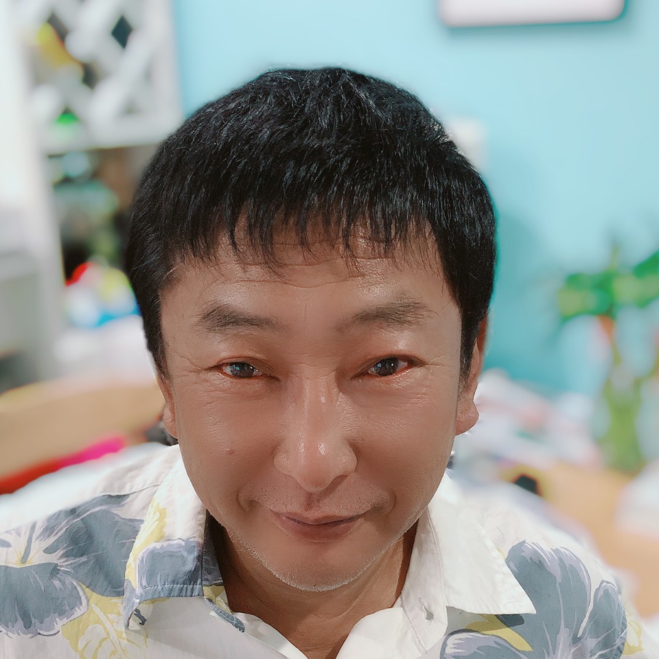 冥王星与腼腆的照片