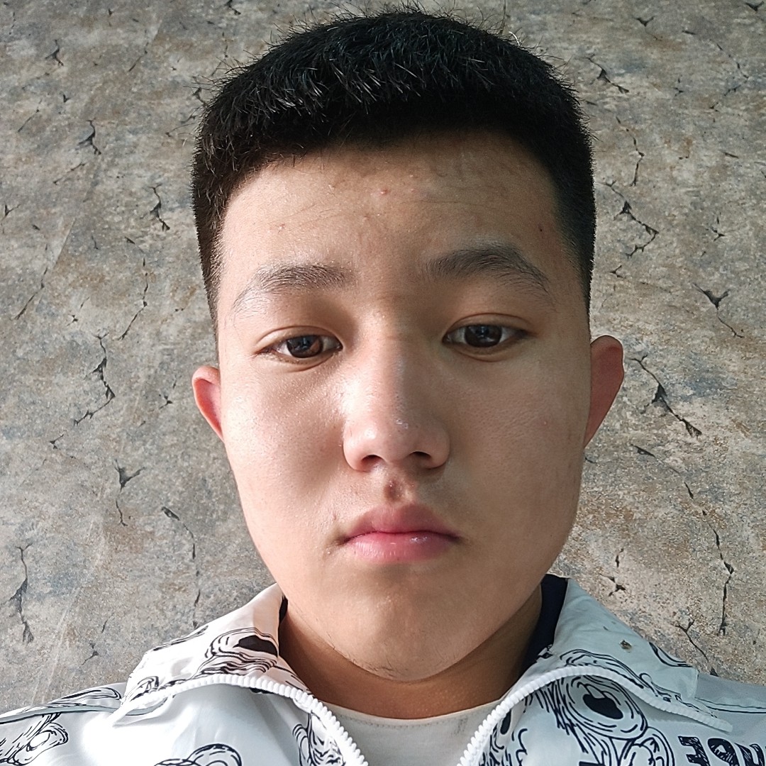 果汁凝眸清秀的照片