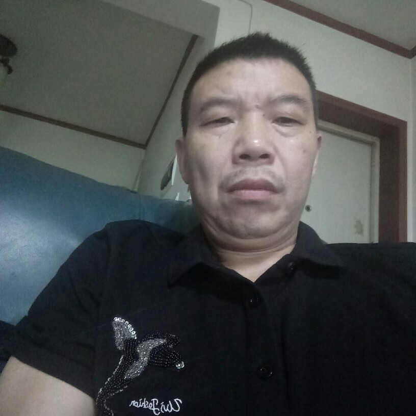 金毛粗犷的照片