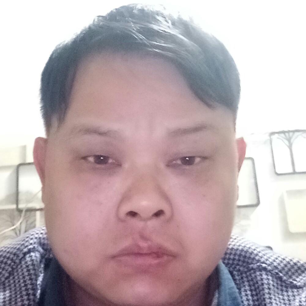 雷保华的照片