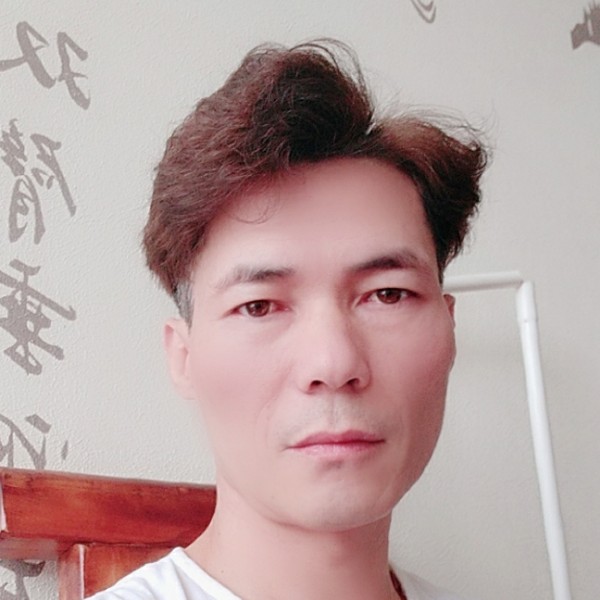 夜游子的照片