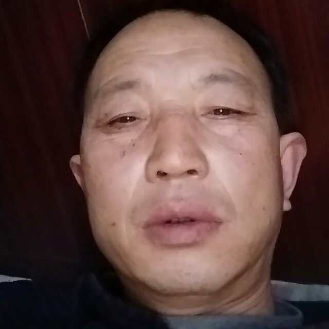 留胡子帽子的照片