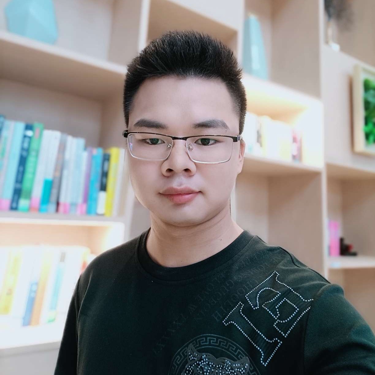 莫圣书的照片