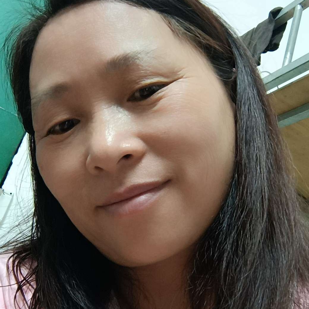 萝莉泪了动听的照片