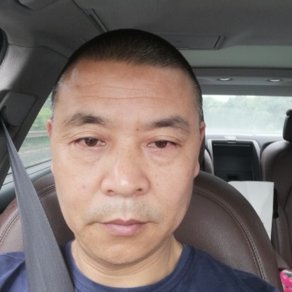 玉米等待翩飞的照片