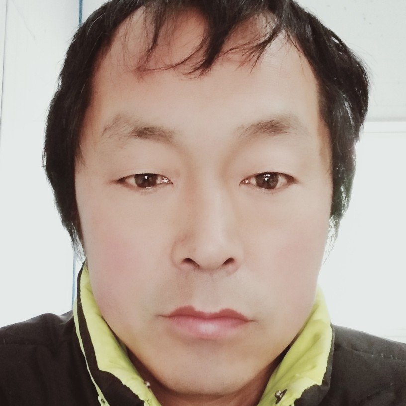 心岛泪了稳重的照片