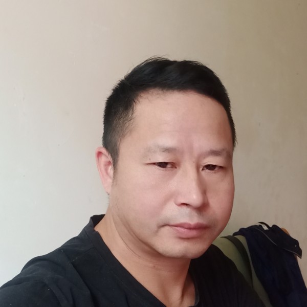韶华演变暧昧的照片
