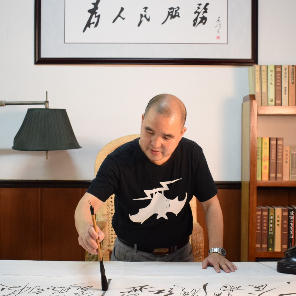 高原兵的照片