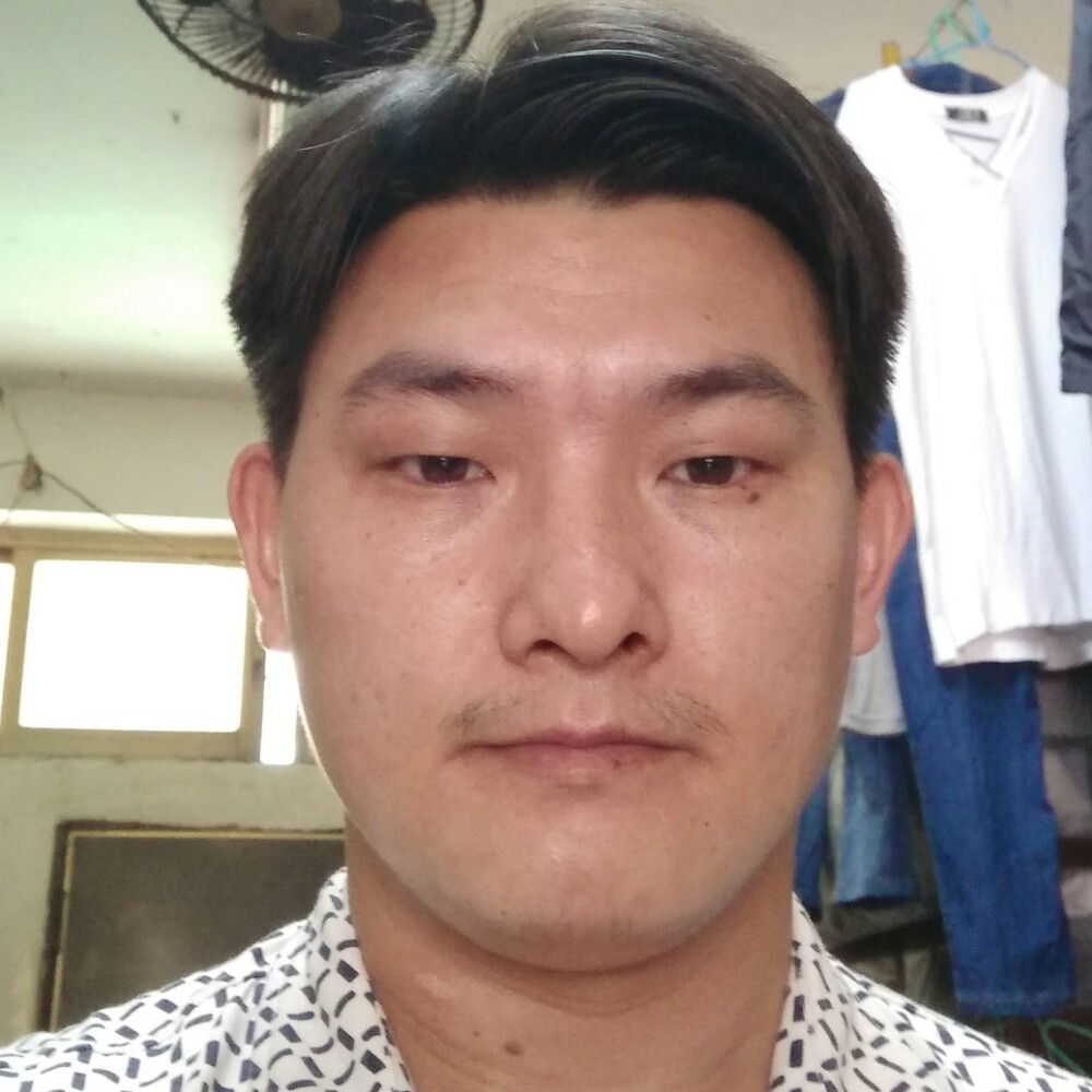魔幻漫步霓裳的照片