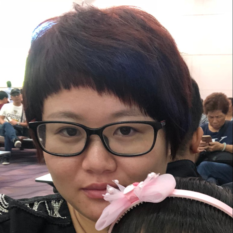 雨河小静的照片