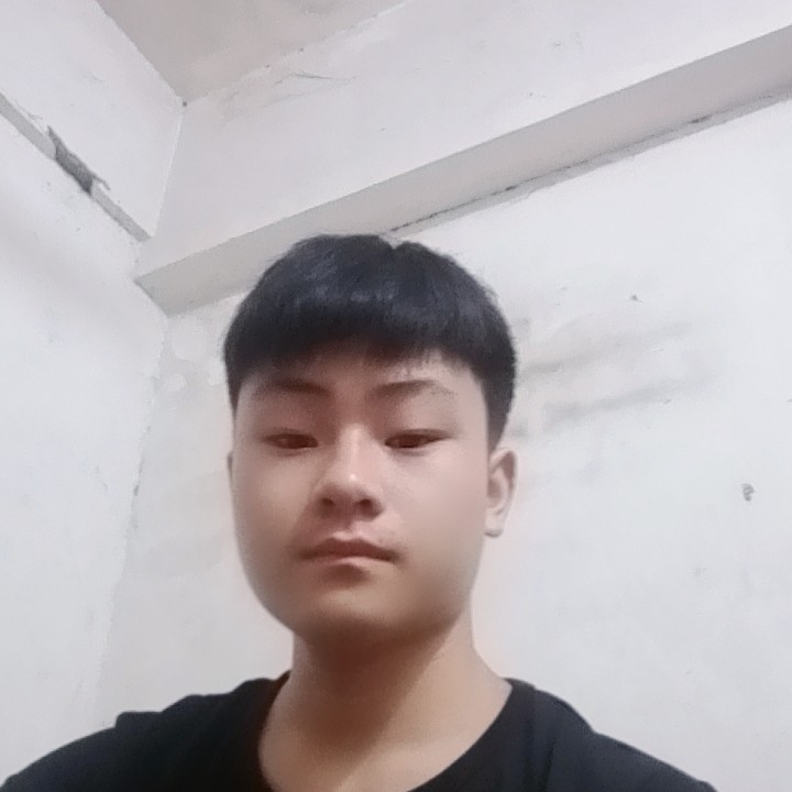 罗安安的照片