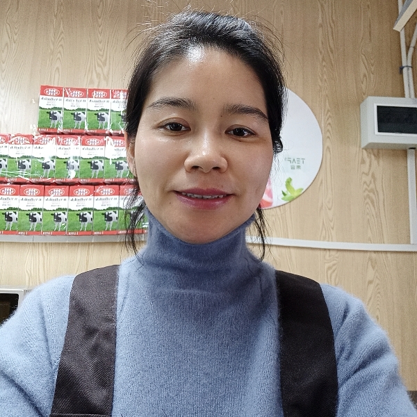 还单身与小丸子的照片
